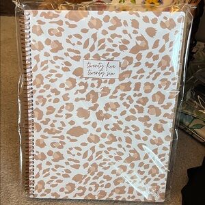 Bloom Daily Planner - Tan leopard 2025-2026